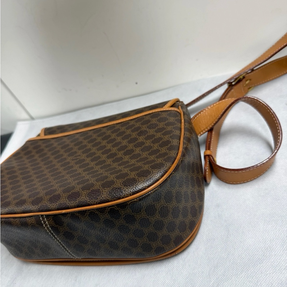Celine Tan Leather Interior Bag - Picture 4 of 16